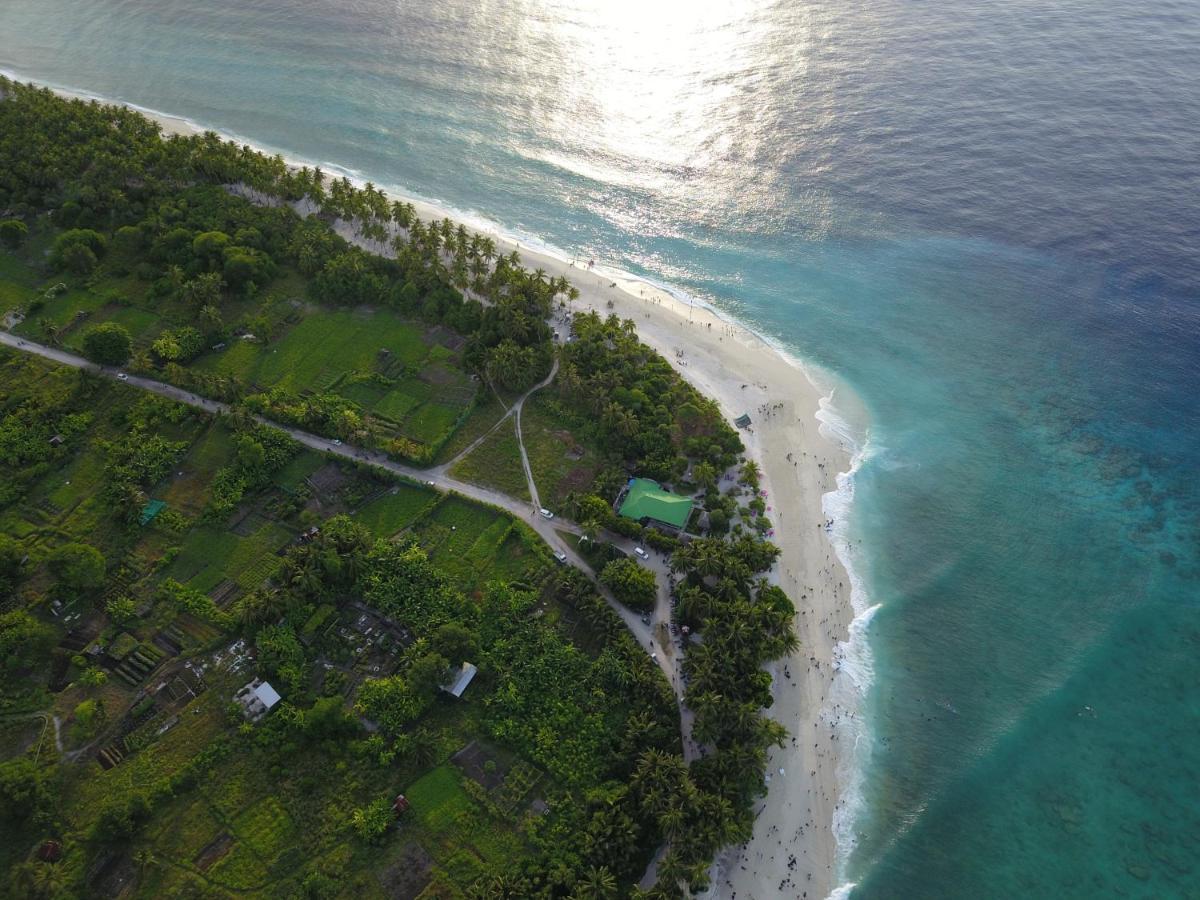 Shark Lounge Hotel Fuvahmulah Buitenkant foto